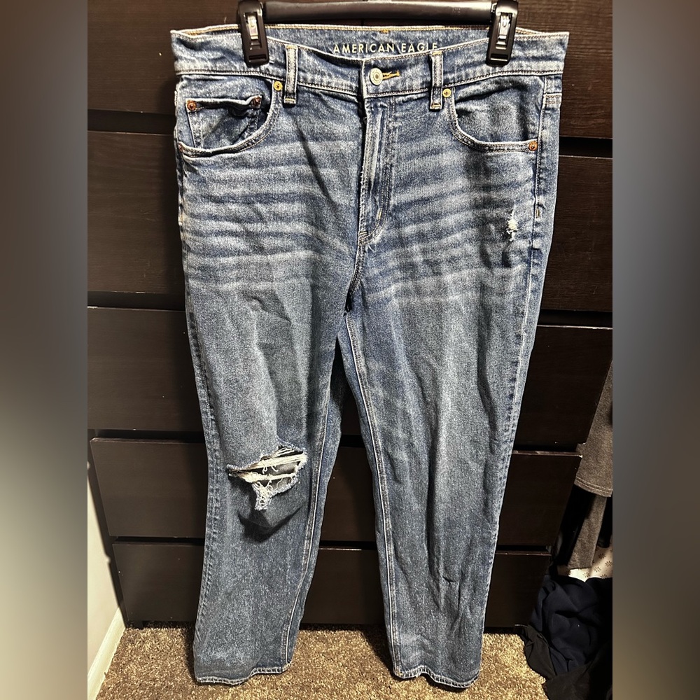American eagle pre owned women straight super high rise 12 jeans